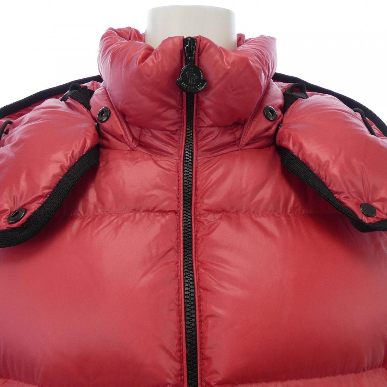 モンクレール MONCLER ダウンジャケット