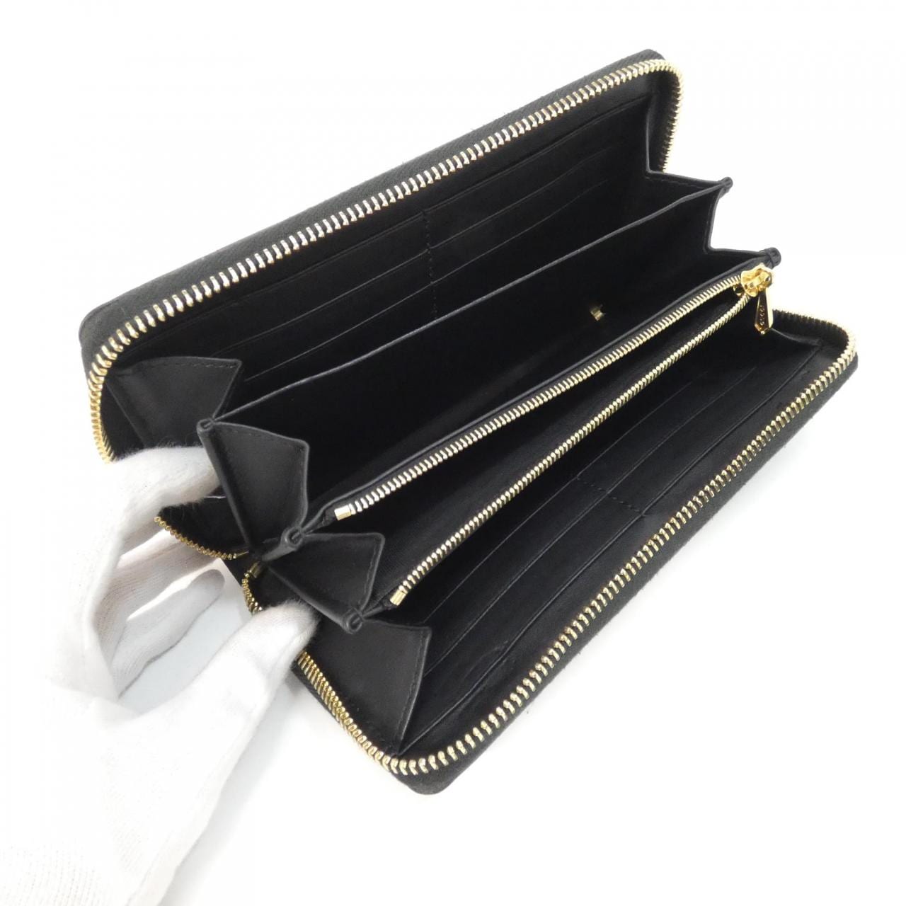 グッチ ZUMI 570661 LUZQX 財布