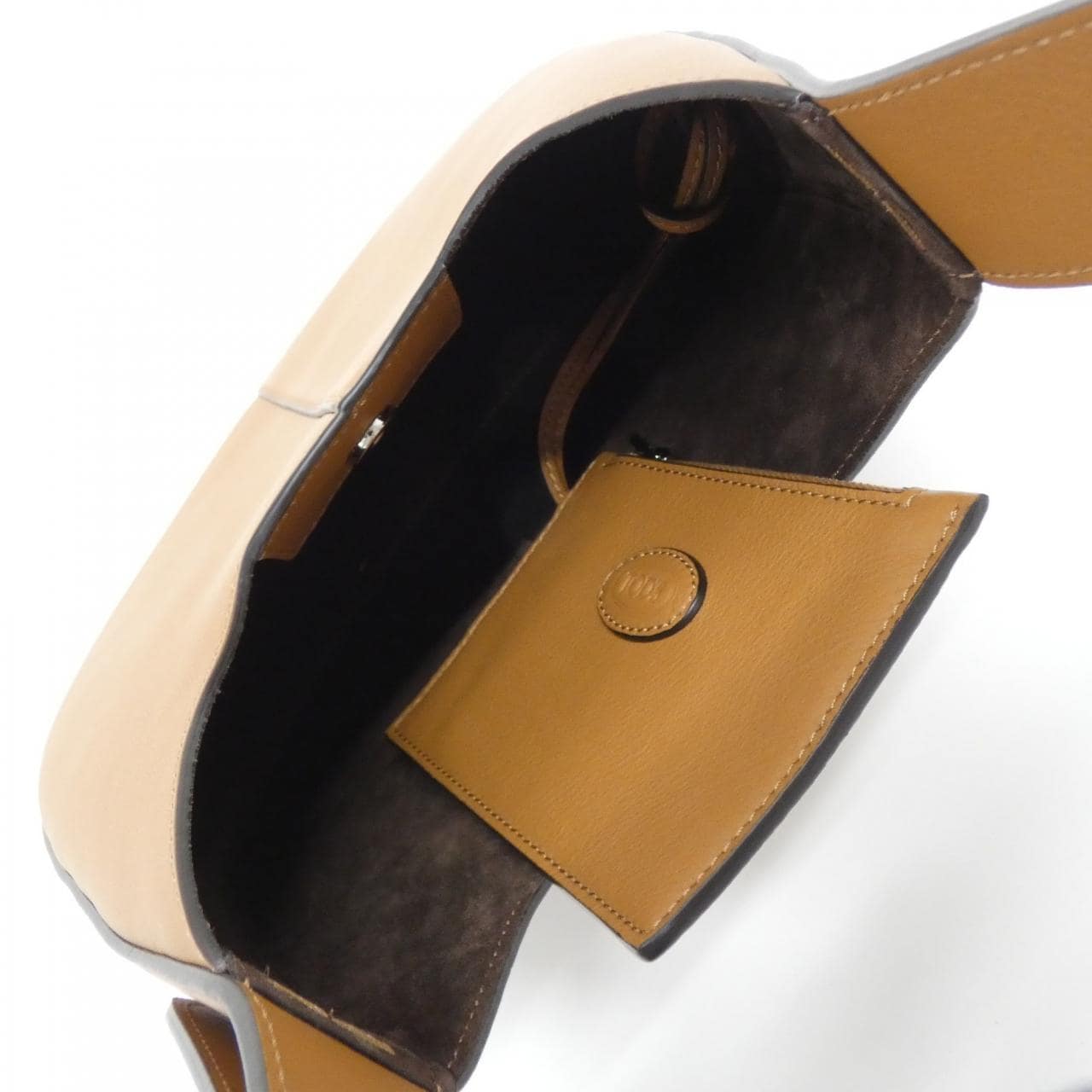 【新品】トッズ DI BAG XBWDBSR9100YATS001 ショルダーバッグ