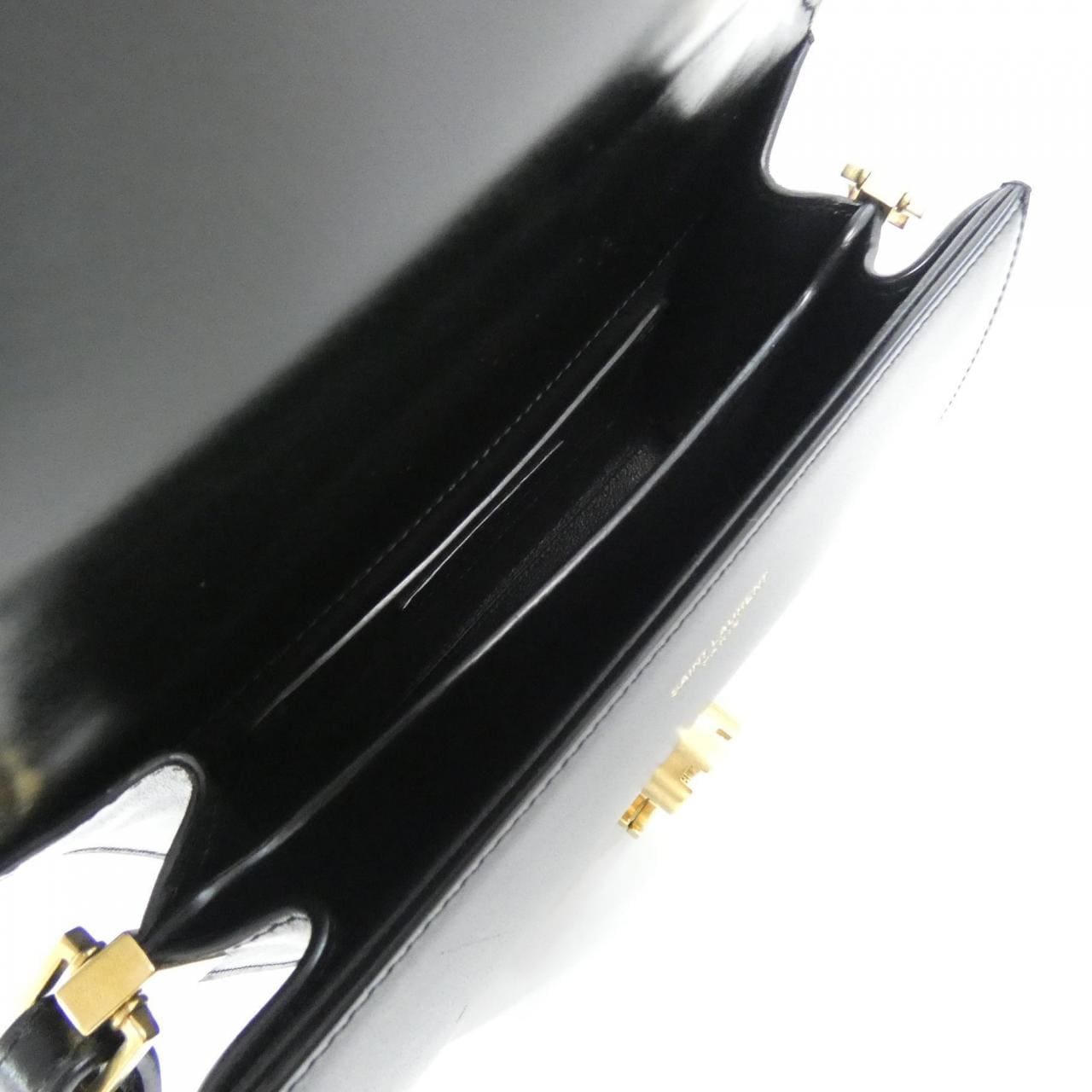 【新品】サンローラン カサンドラ 623930 0SX0W バッグ