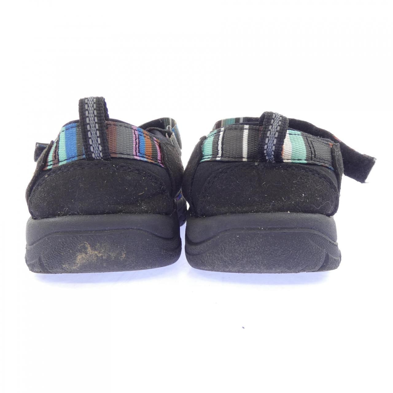 キーン KEEN サンダル