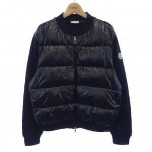 モンクレール MONCLER ダウンジャケット