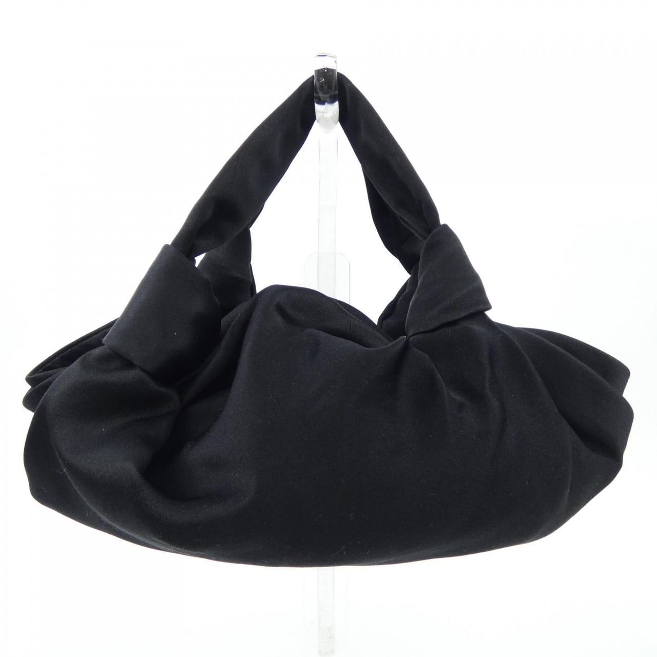 ザロウ THE ROW BAG