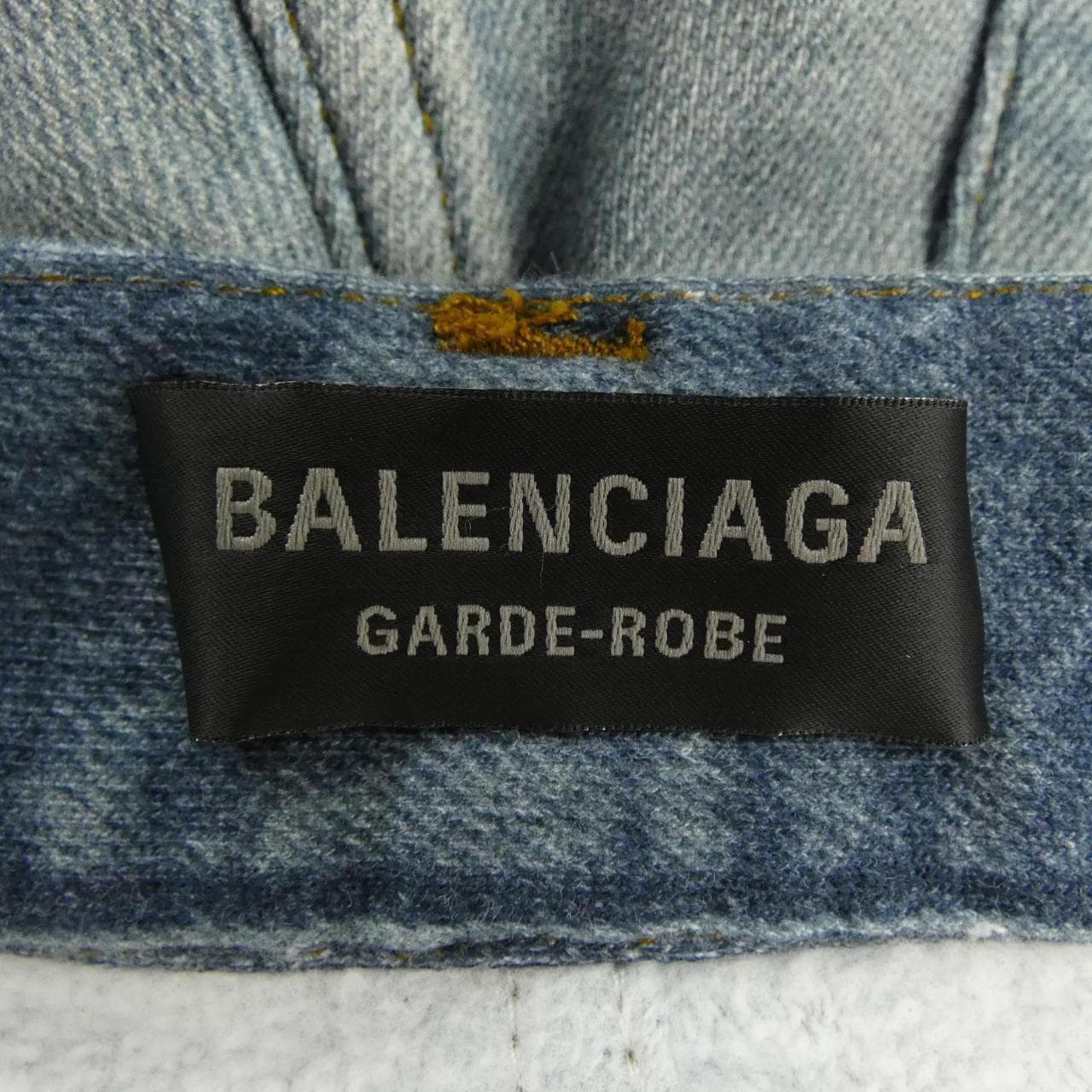 バレンシアガ BALENCIAGA 675336 TLV86 パンツ