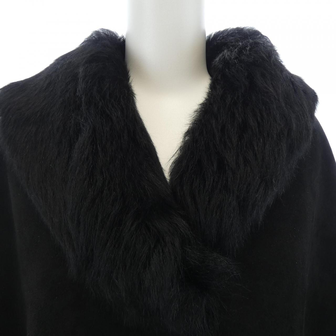 ロエベ LOEWE 17000940000 ケープ