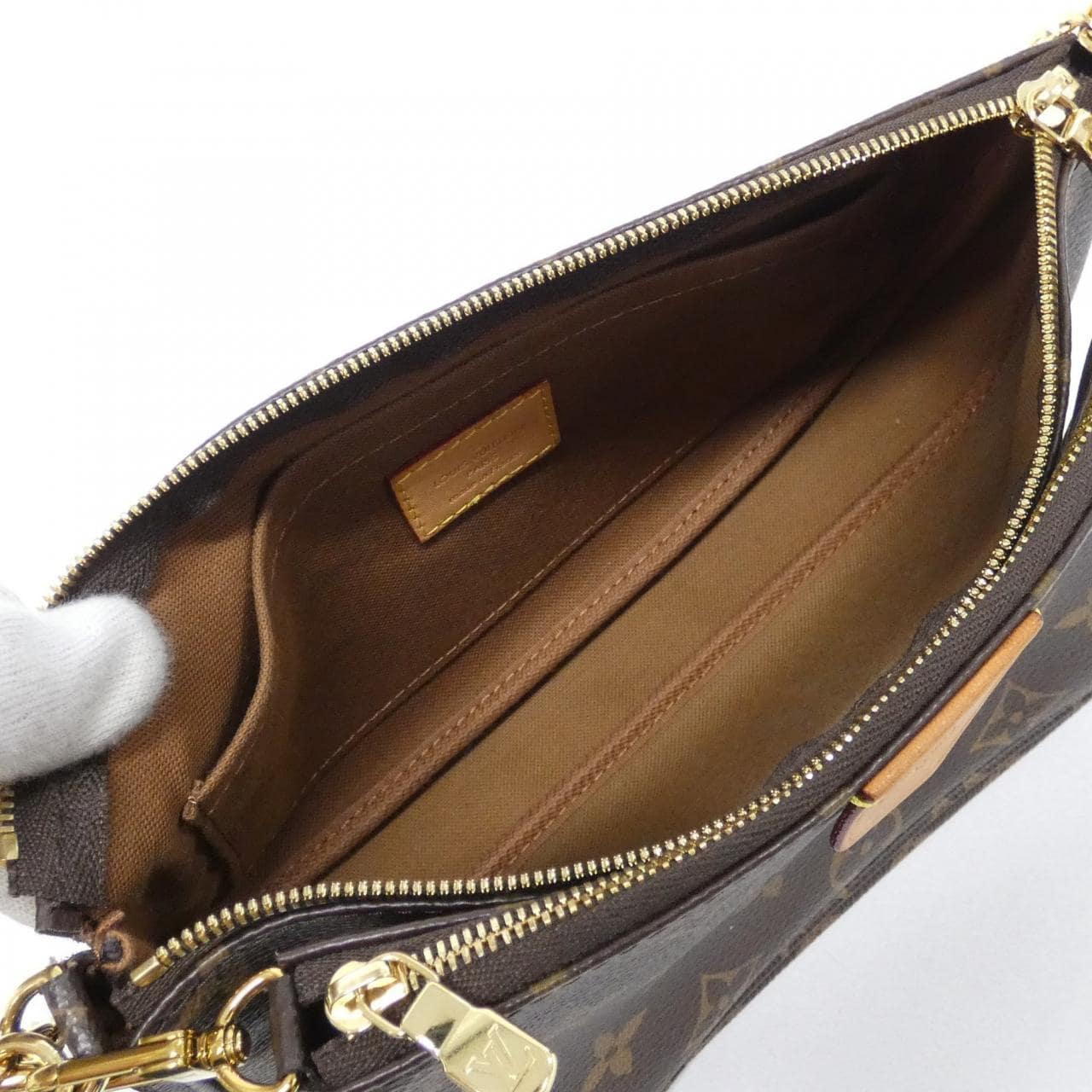 ルイヴィトン モノグラム ミュルティ ポシェット アクセソワール M44813 ショルダーバッグ