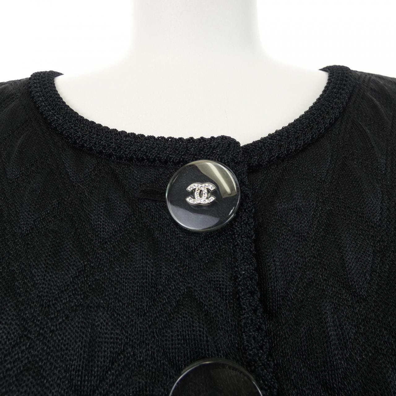 CHANEL P57008K07441 17A Collarless Jacket
