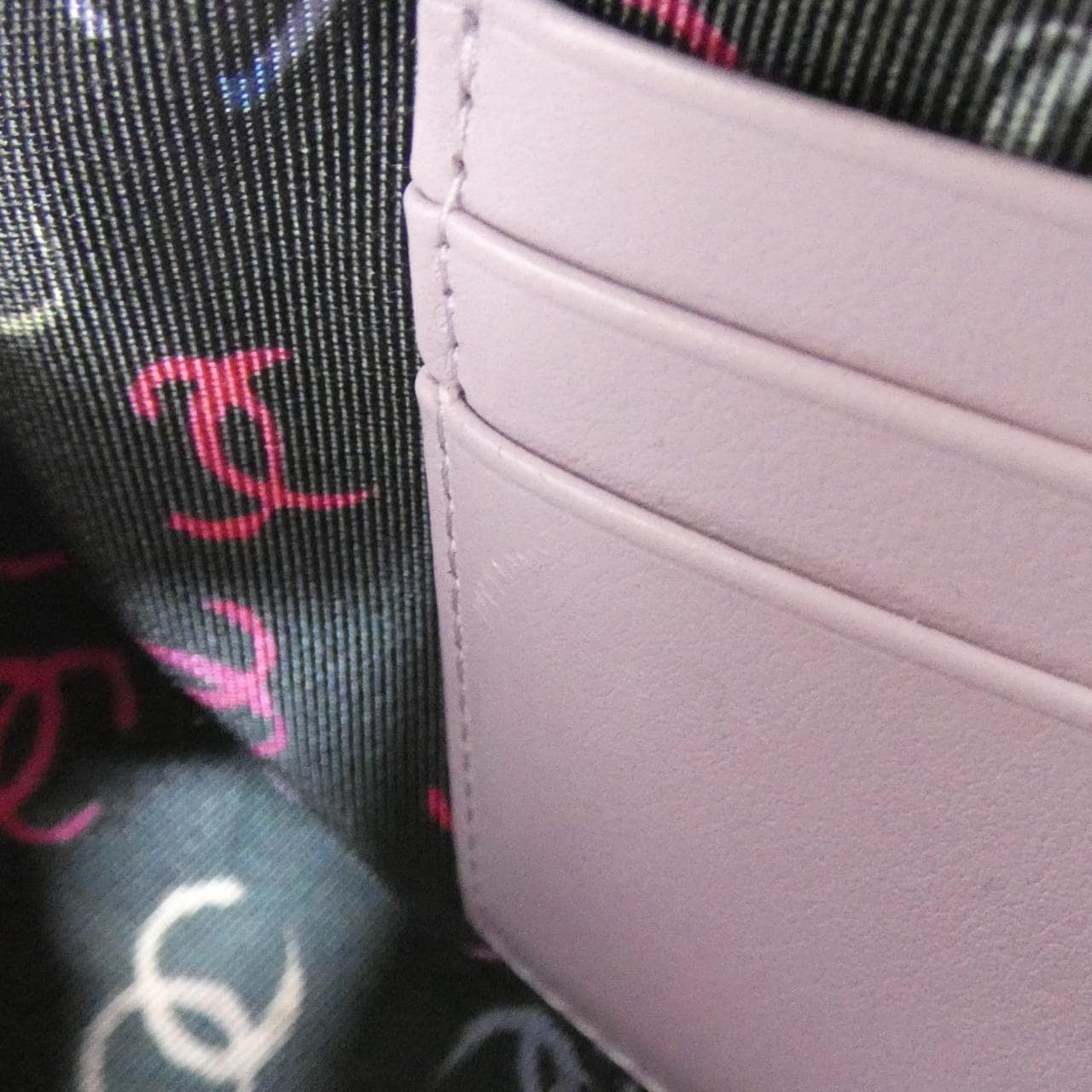 シャネル AP3998 チェーンクラッチ