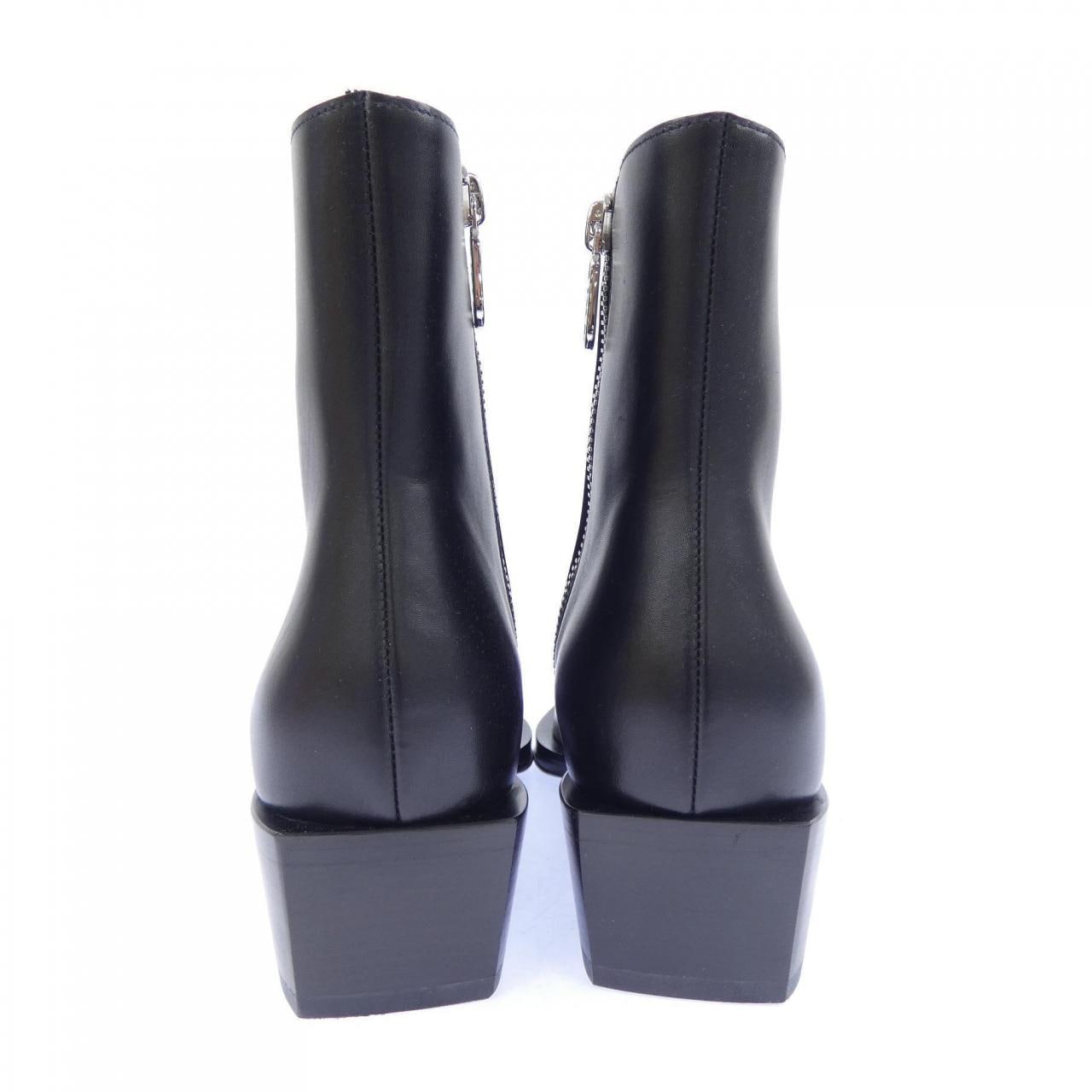 フェンディ FENDI 7U1615 ブーツ