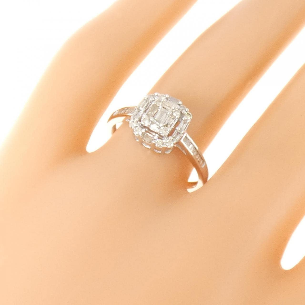 K18WG ダイヤモンド リング 0.30CT