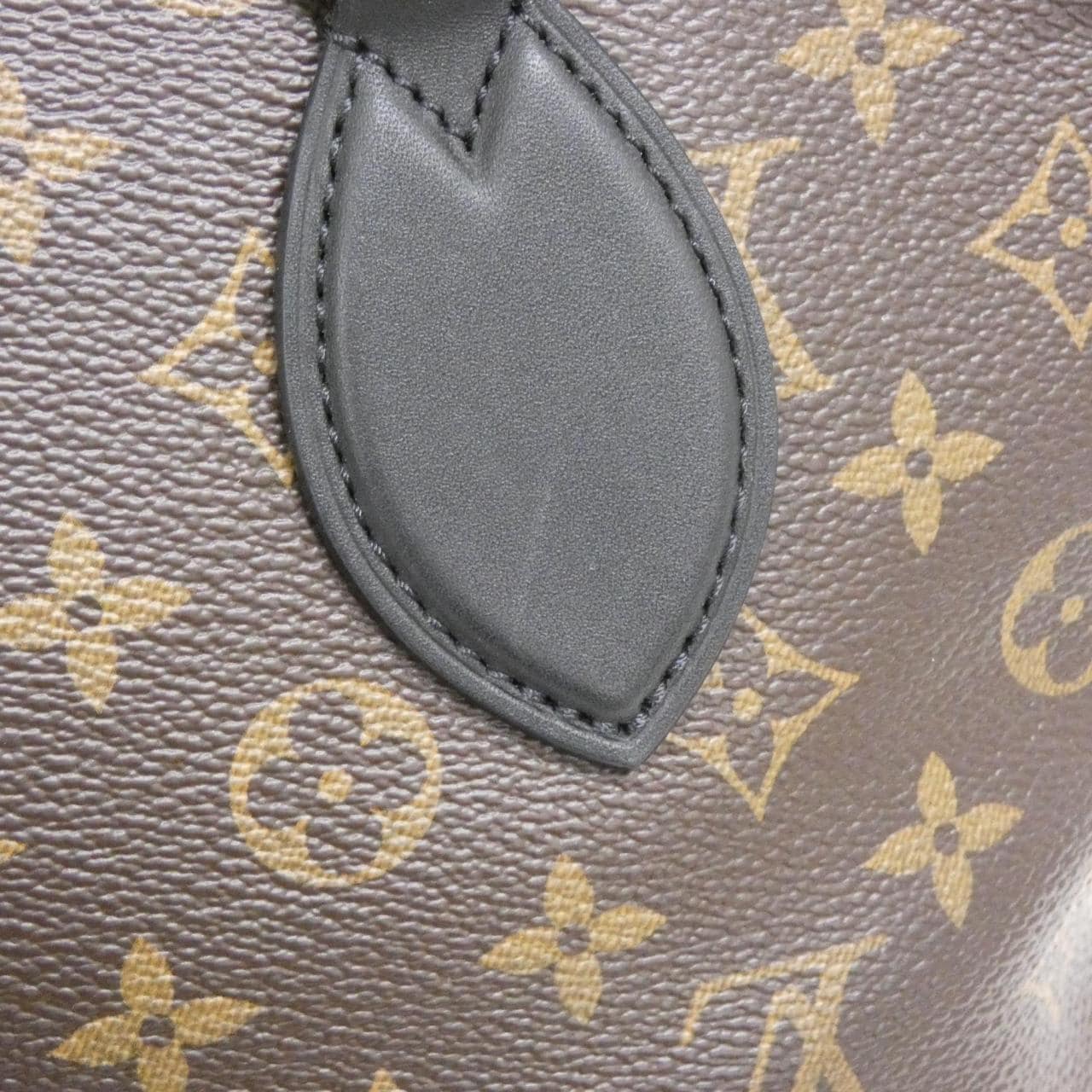 LOUIS VUITTON Monogram Flower Zipped Tote PM M44351 Bag