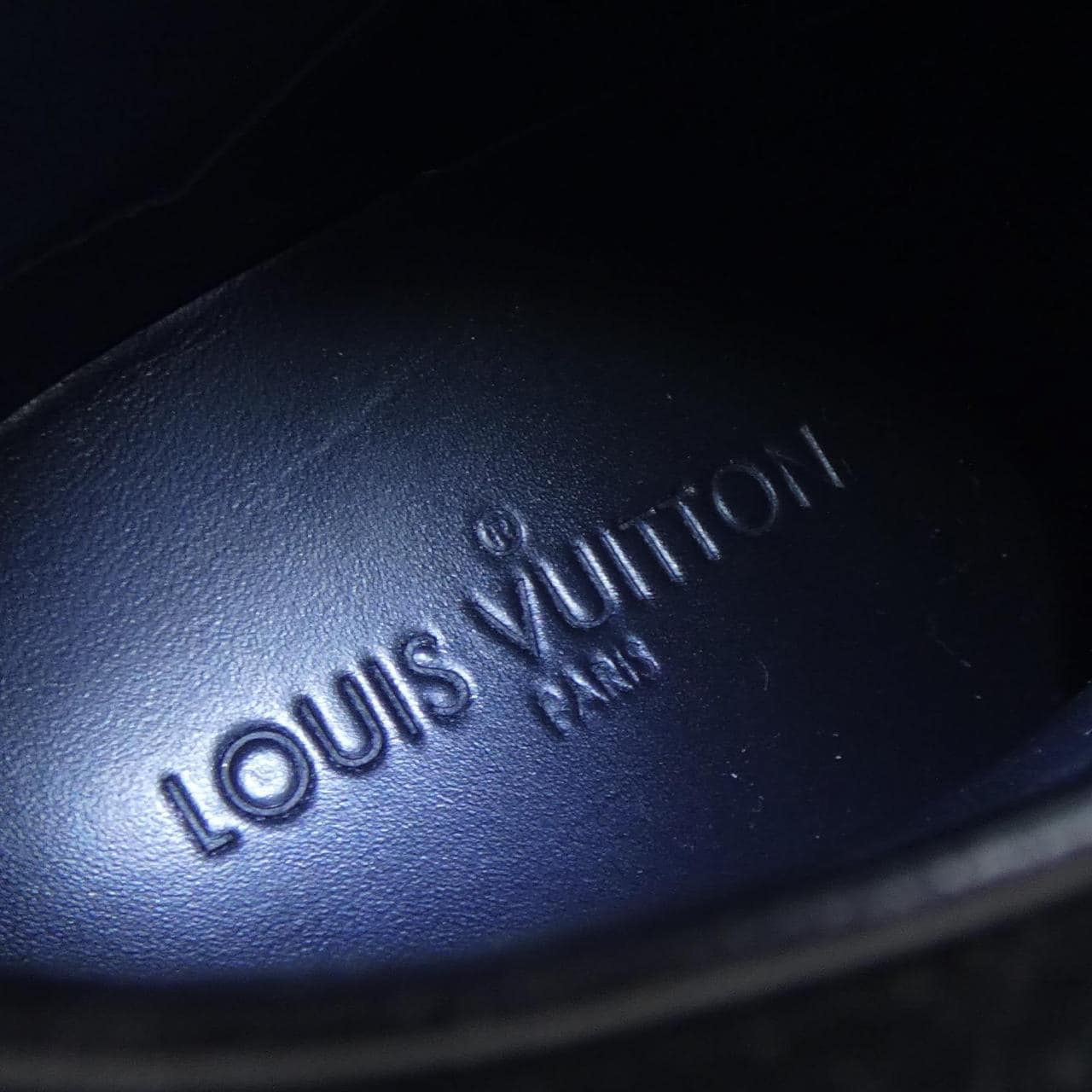 ルイヴィトン LOUIS VUITTON スニーカー