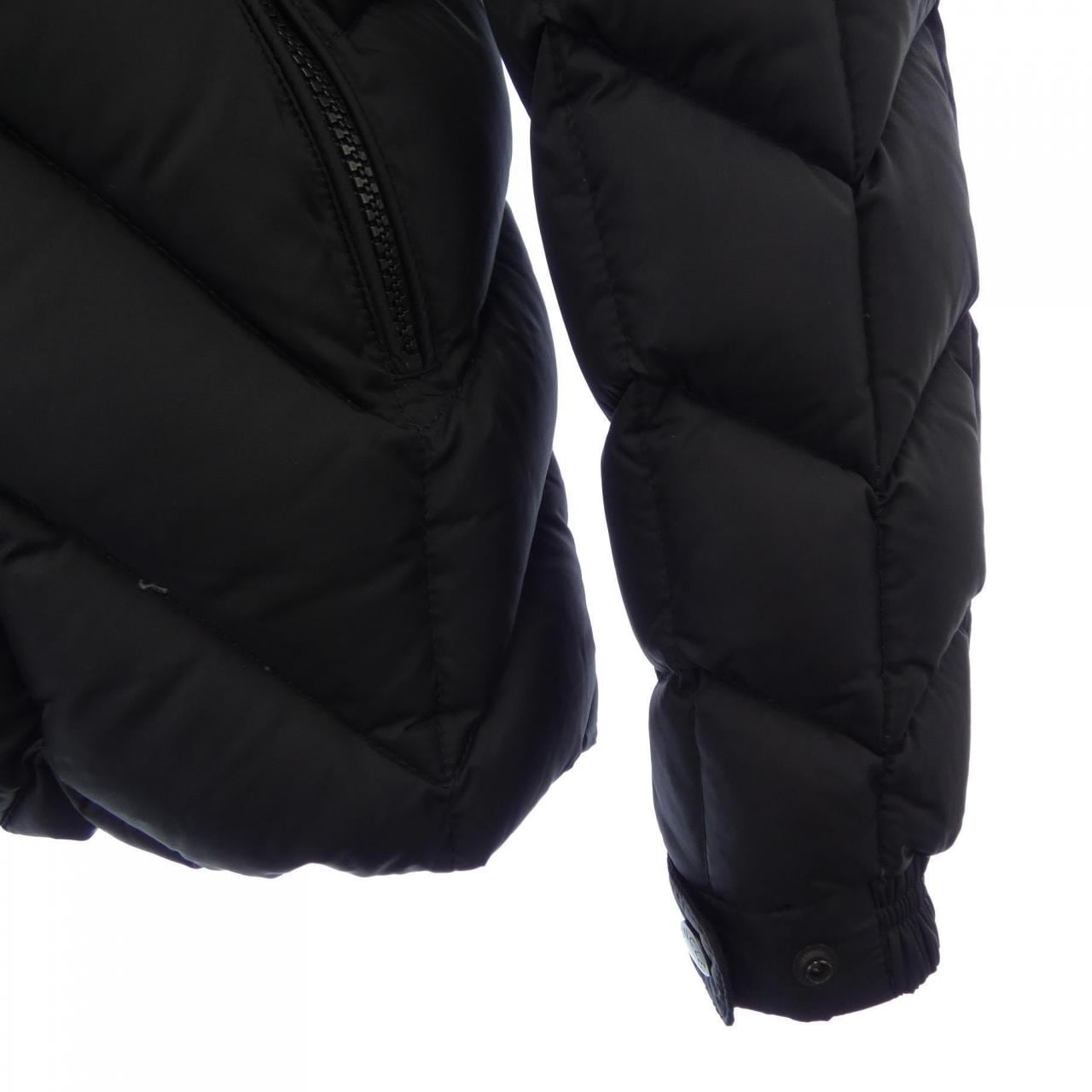 モンクレール MONCLER BERRIAT ダウンジャケット
