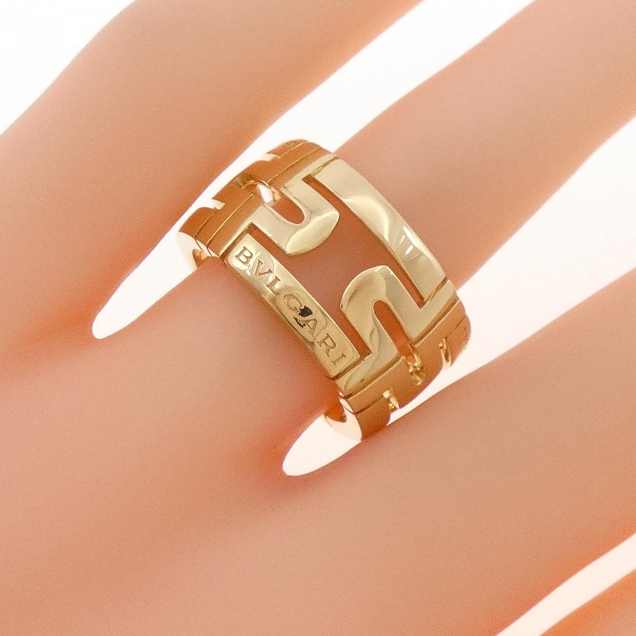 ブルガリ パレンテシ ラージ リング