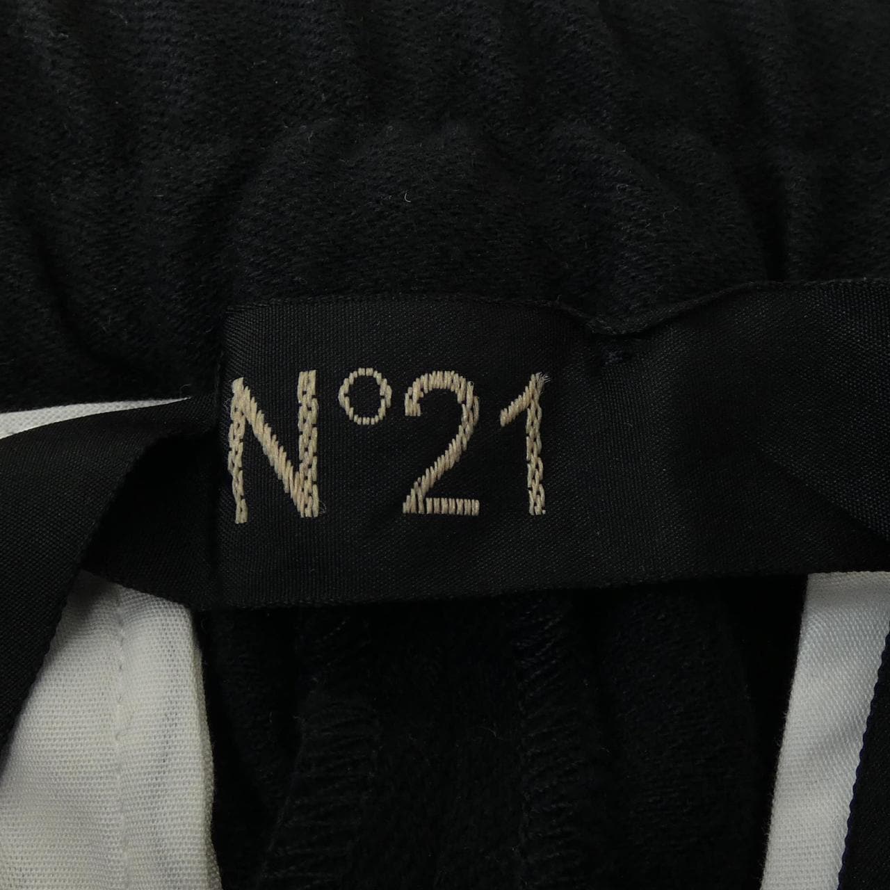 ヌメロヴェントゥーノ N°21 パンツ