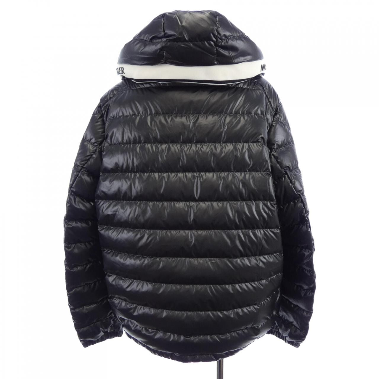 モンクレール MONCLER CORNOUR ダウンジャケット
