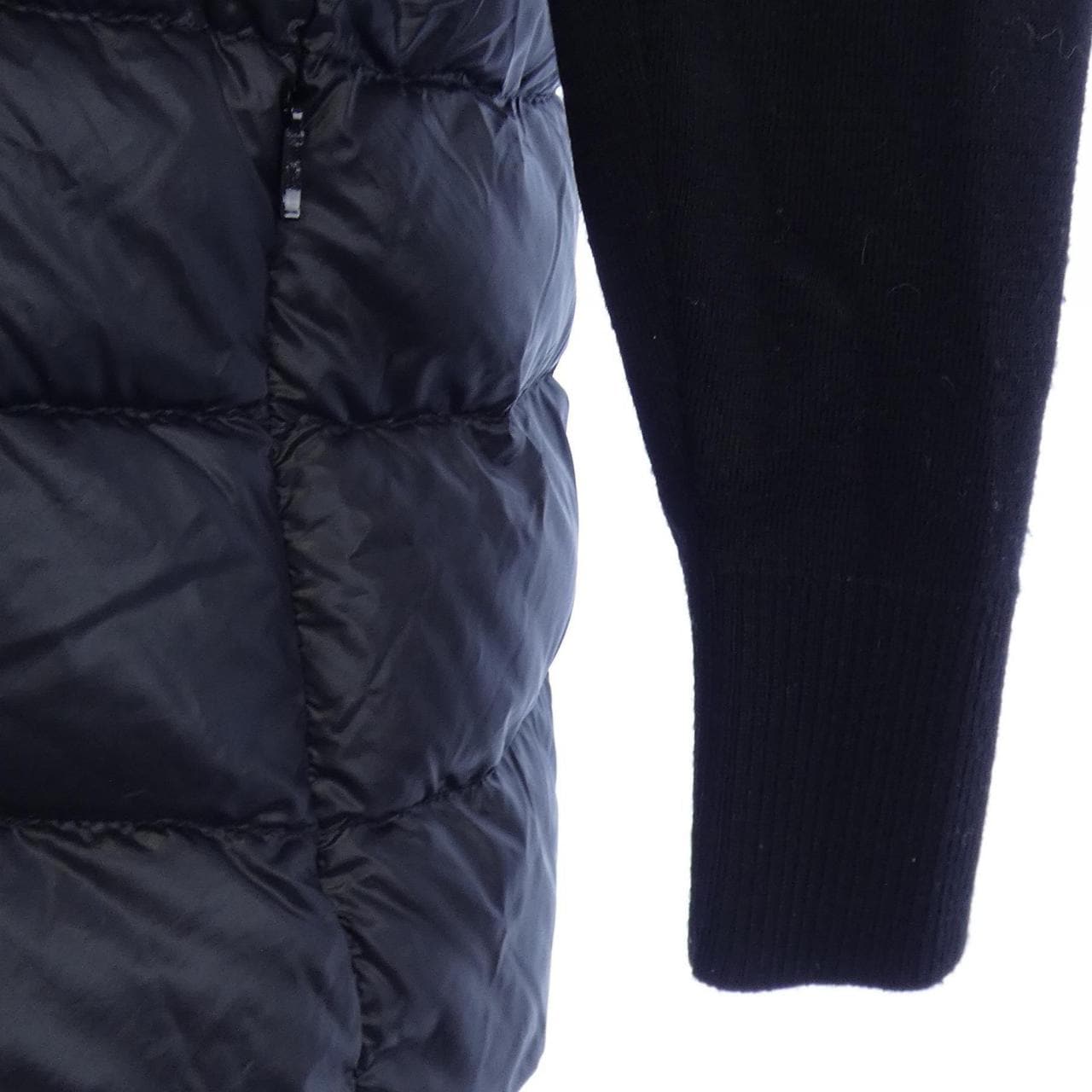 モンクレール MONCLER 20939B00024 ダウンジャケット