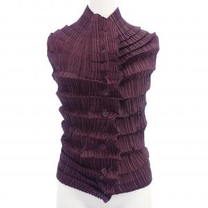 イッセイミヤケ ISSEY MIYAKE IM04FE920 ベスト