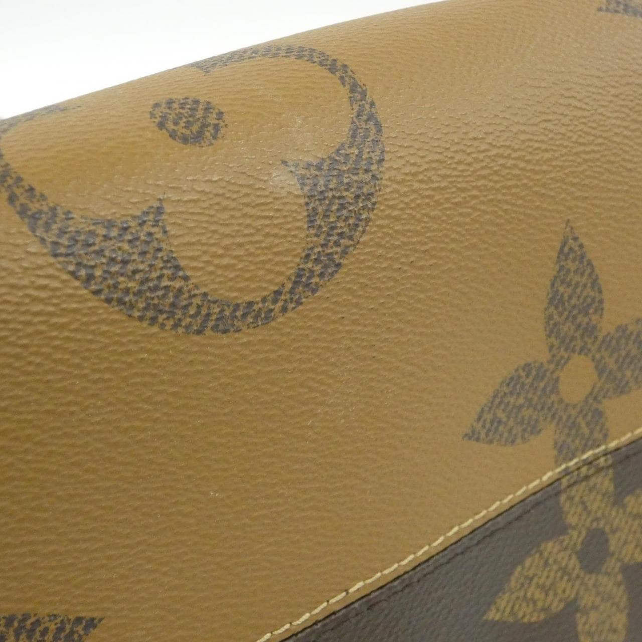 ルイヴィトン モノグラム ジャイアント オンザゴー GM M45320 バッグ