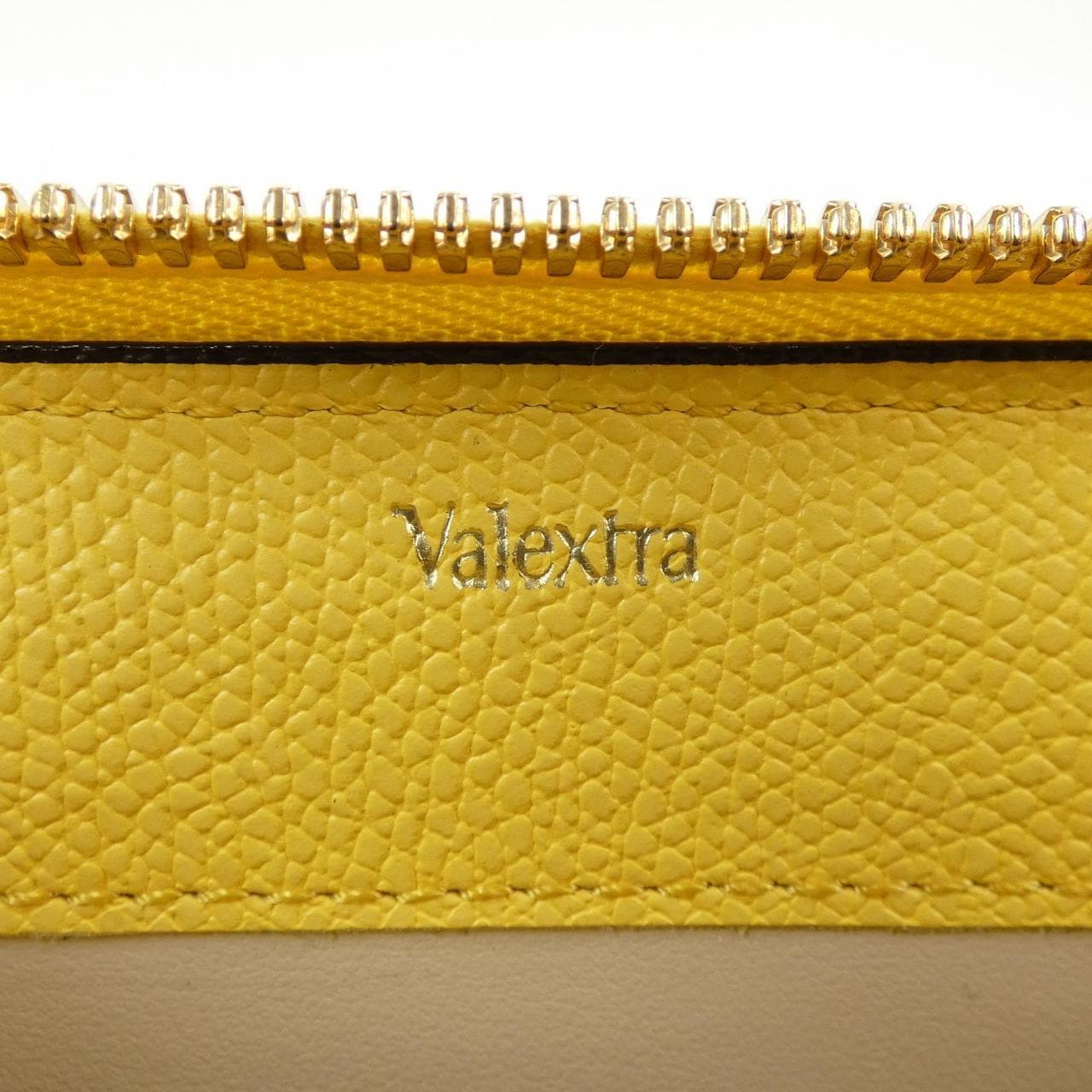 ヴァレクストラ VALEXTRA ジップパース12カード SGZA0021028LOCWZ99 WALLET