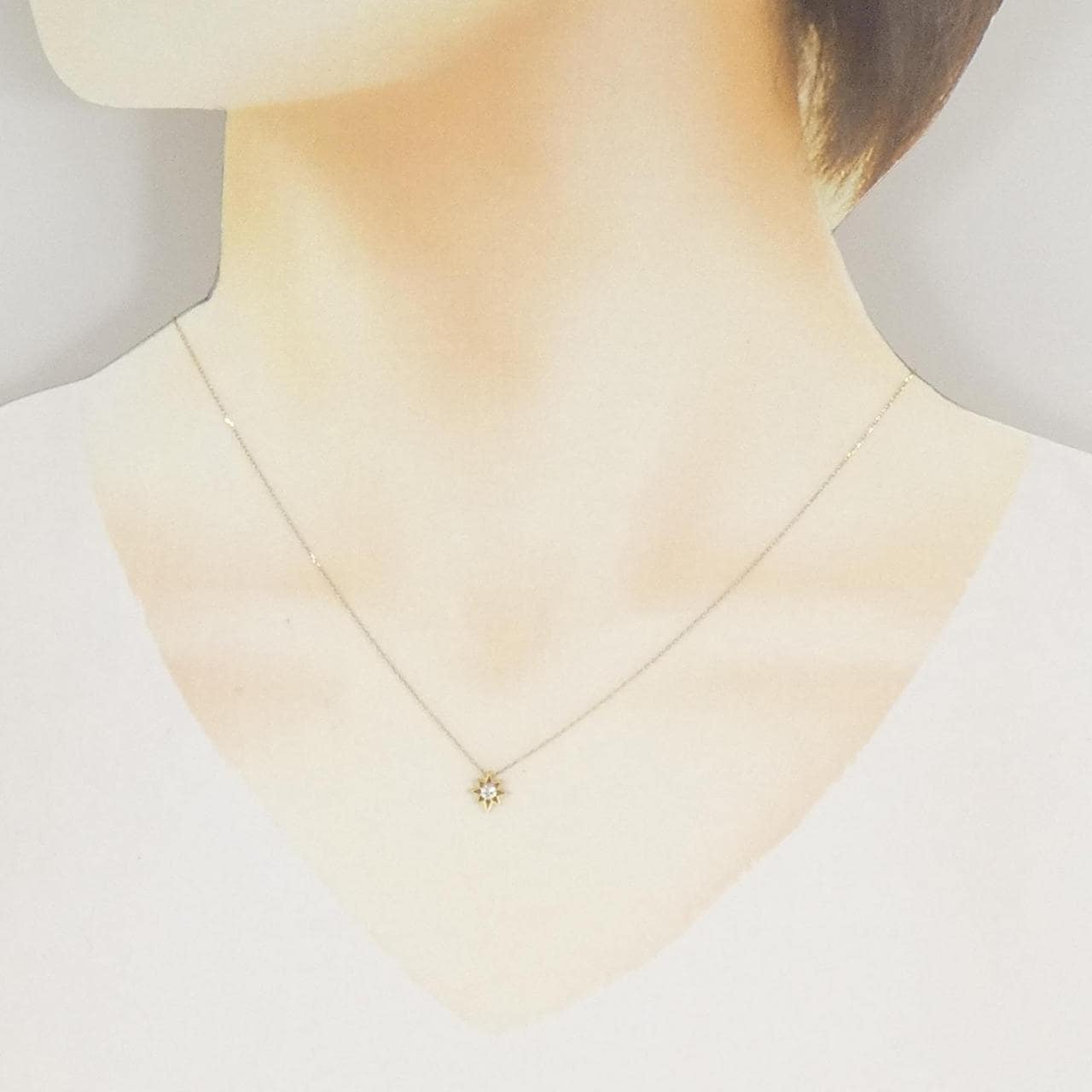 アーカー プチクレトワール ダイヤモンド ネックレス 0.05CT