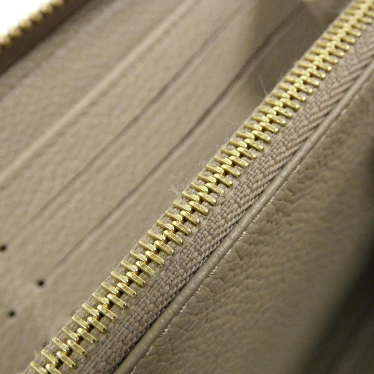 ルイヴィトン モノグラム アンプラント ジッピー ウォレット M69034 財布