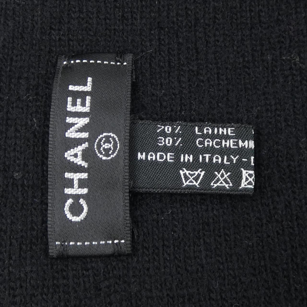 CHANEL STOLE