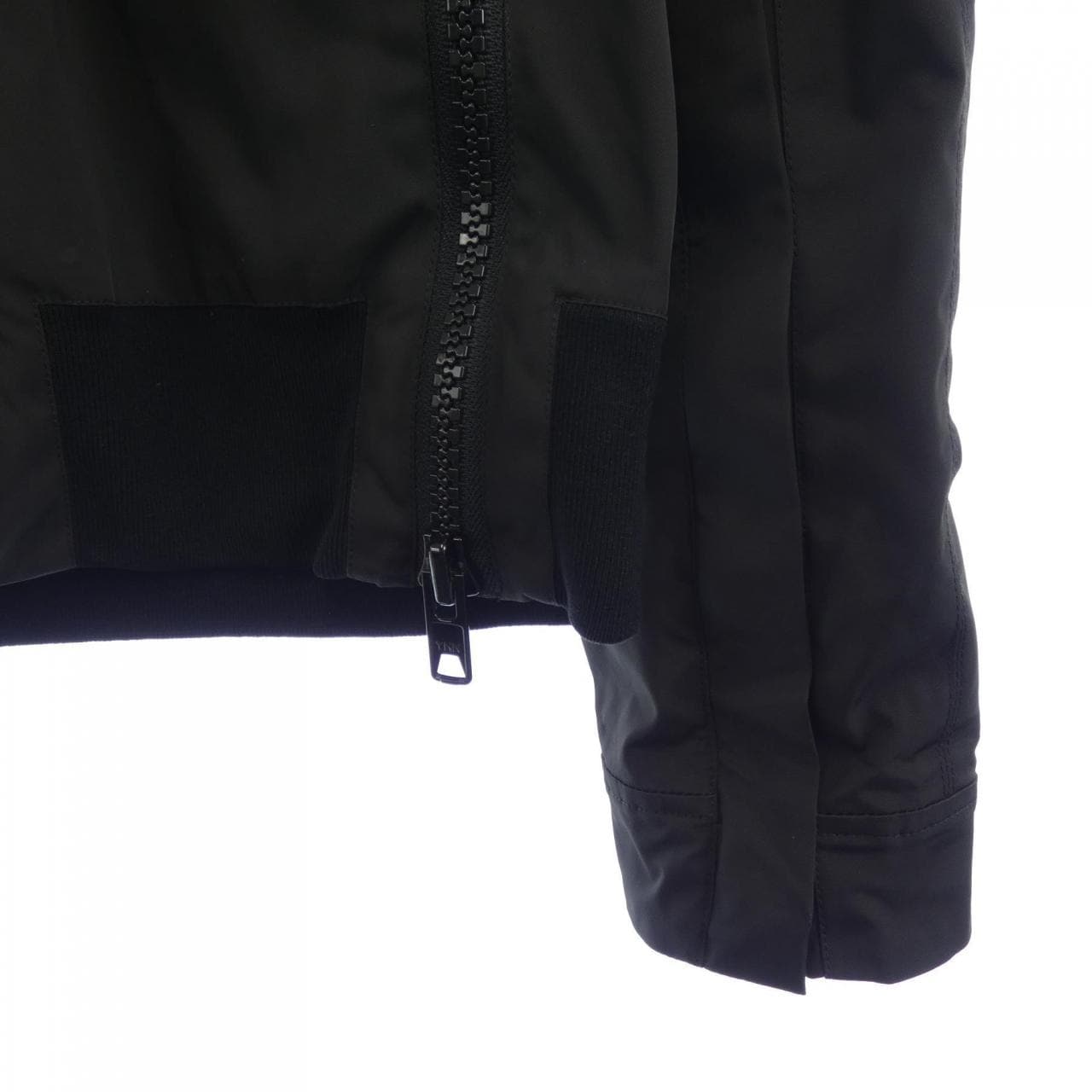 GIVENCHY 11S 0501 411 001 束腰夹克