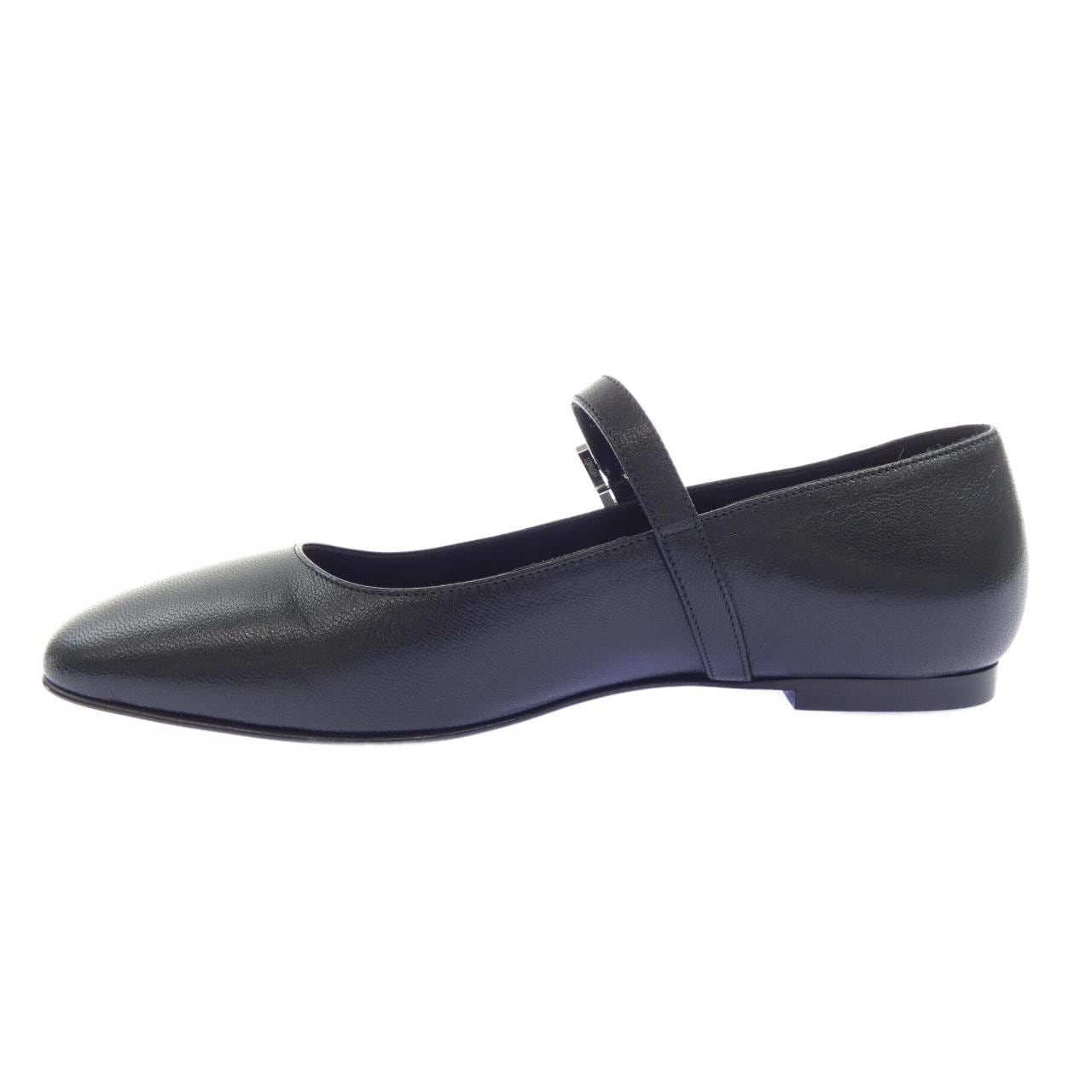 エルメス HERMES ジェーン アピバックル 242047Z フラットシューズ