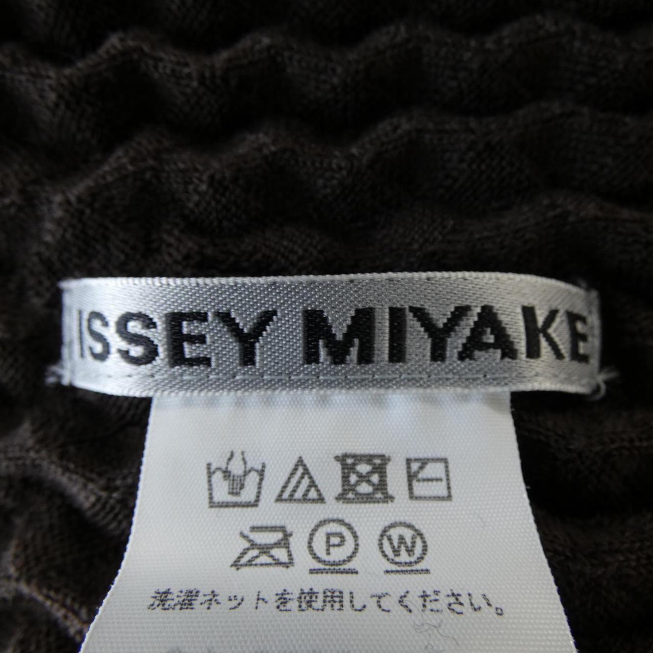 イッセイミヤケ ISSEY MIYAKE IM84FJ625 2 ロングカーディガン