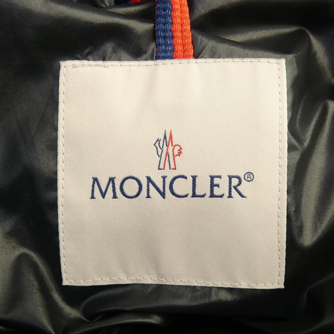 モンクレール MONCLER SERRANT ダウンジャケット
