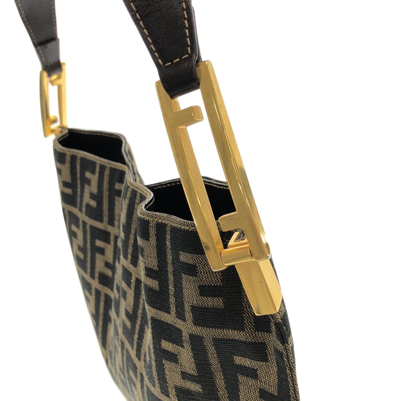 【ヴィンテージ】フェンディ 26477 ショルダーバッグ