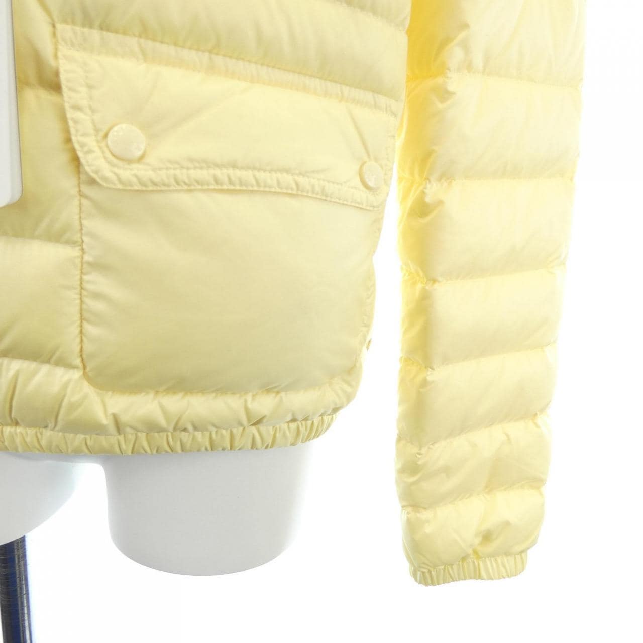 モンクレール MONCLER ダウンジャケット