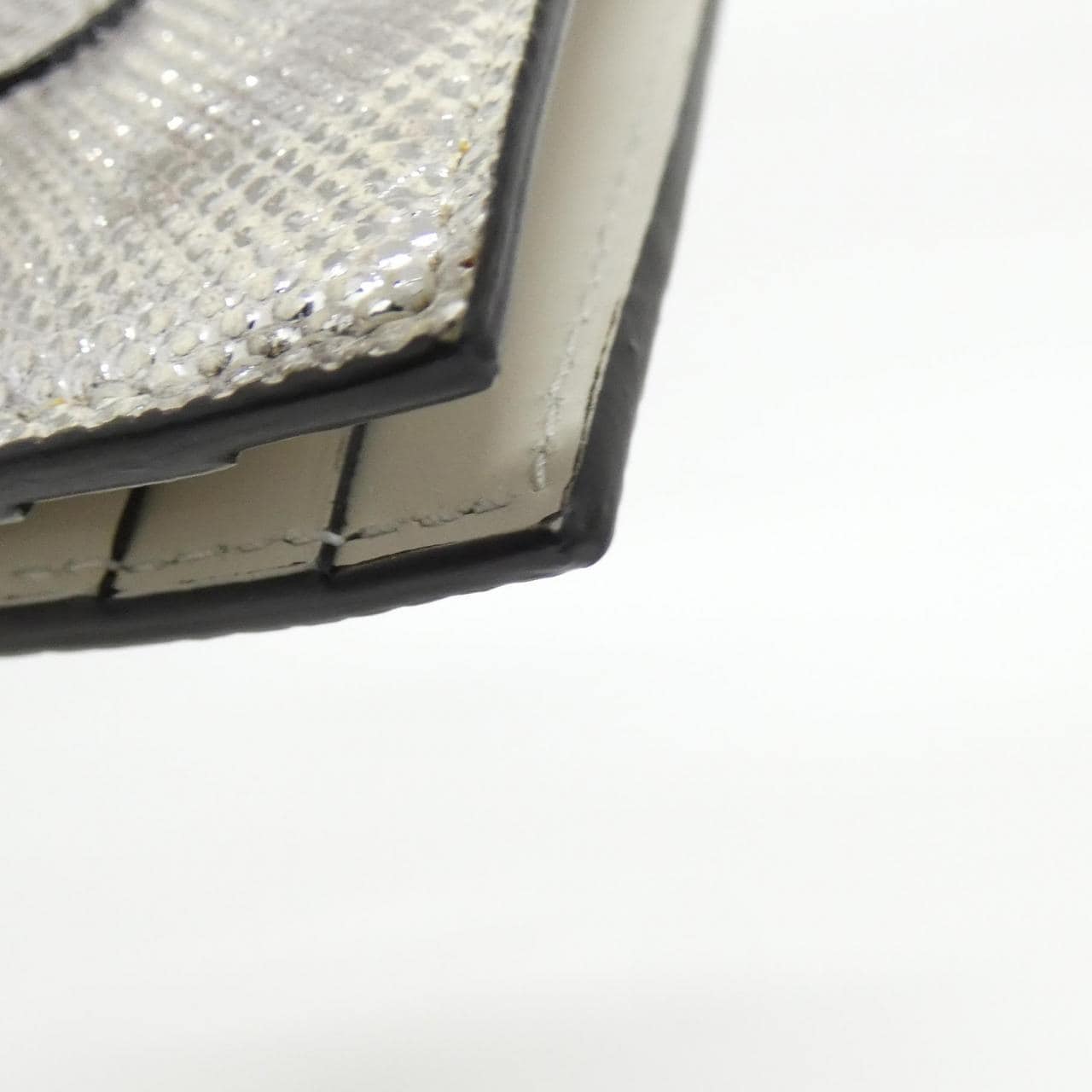 ブルガリ SERPENTI FOREVER 289308 カードケース