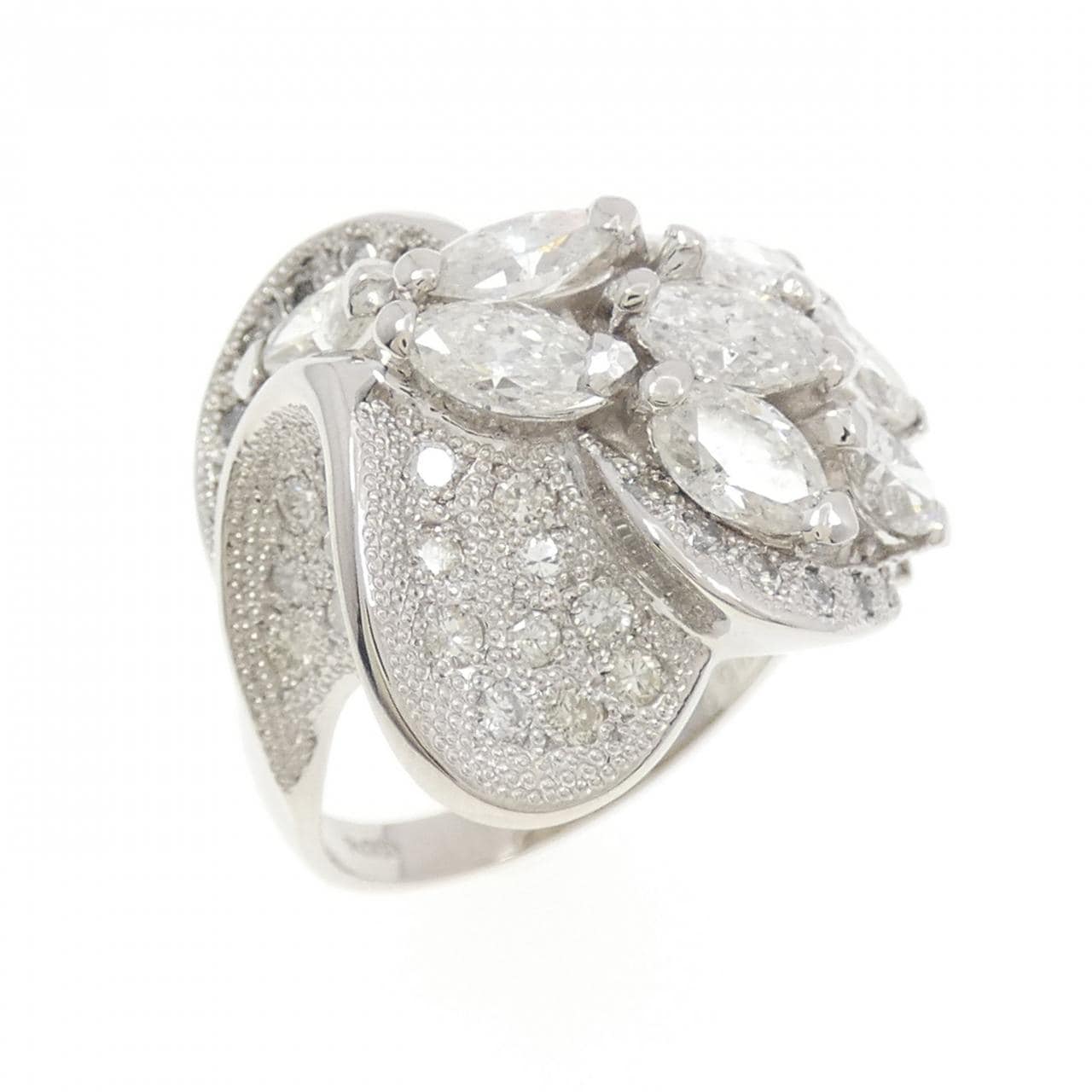 PT900 ダイヤモンド リング 2.69CT