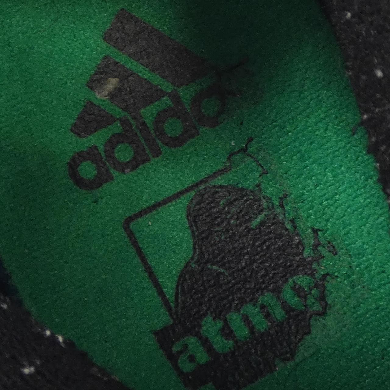 アディダス ADIDAS HQ3936 X-LARGE/atmos スニーカー