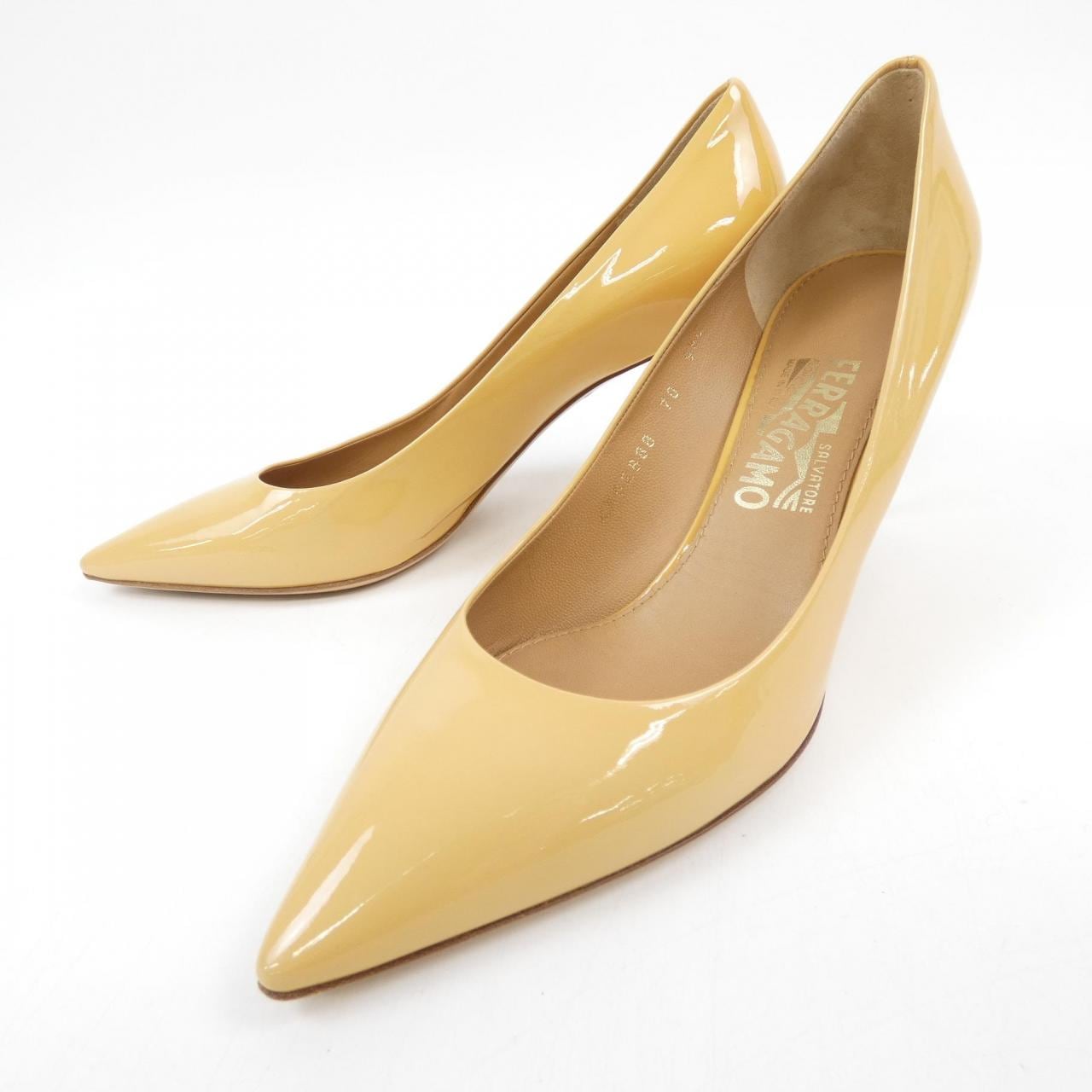 サルヴァトーレフェラガモ SALVATORE FERRAGAMO パンプス
