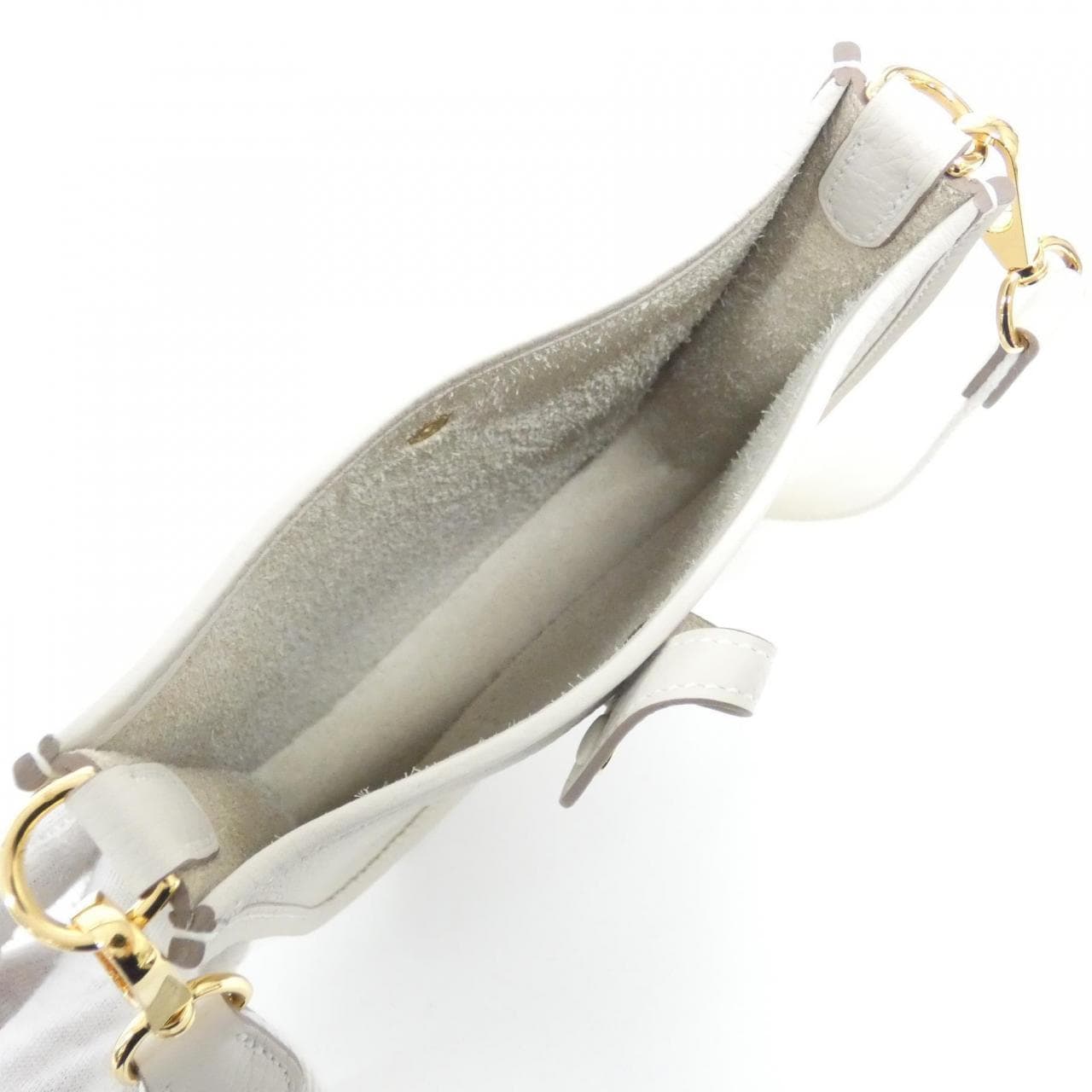 【未使用品】エルメス マキシキャドリーユ エヴリン アマゾン 16cm 069426CC ショルダーバッグ