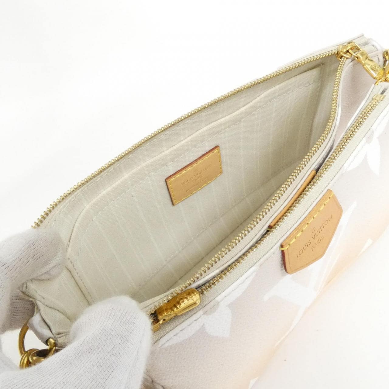 LOUIS VUITTON by the Pool 多口袋配件 M57634 单肩包
