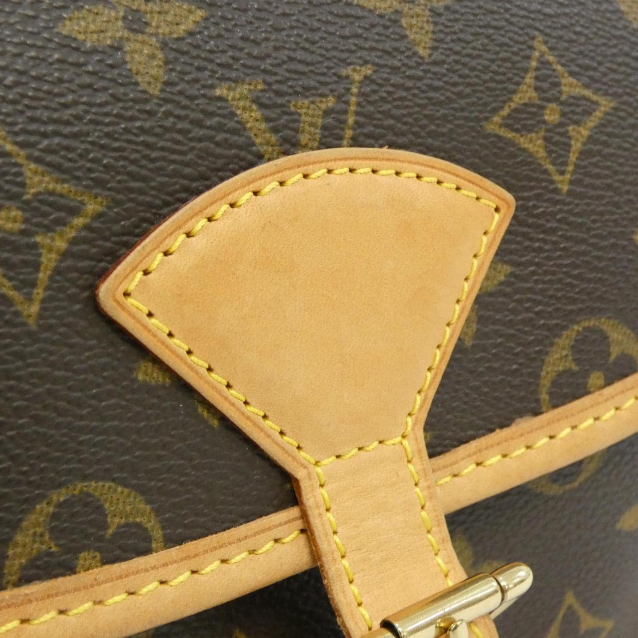 ルイヴィトン モノグラム ソローニュ M42250 ショルダーバッグ
