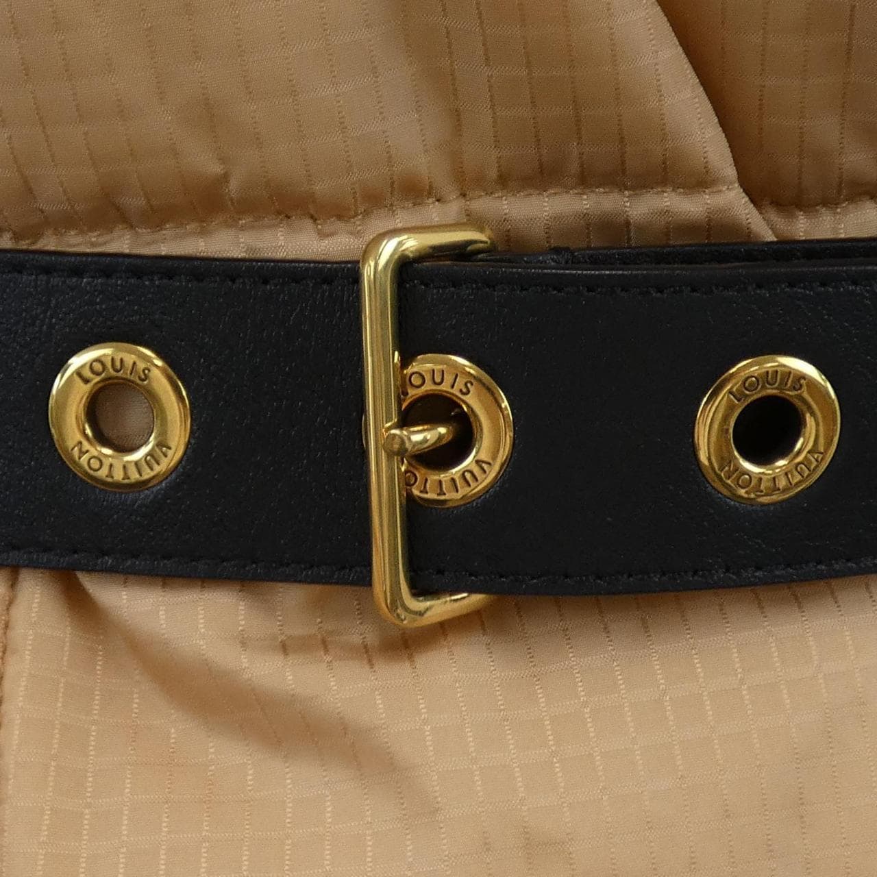 LOUIS VUITTON Vuitton Short Pillow Puffer Wrap Coat FNOW29E54