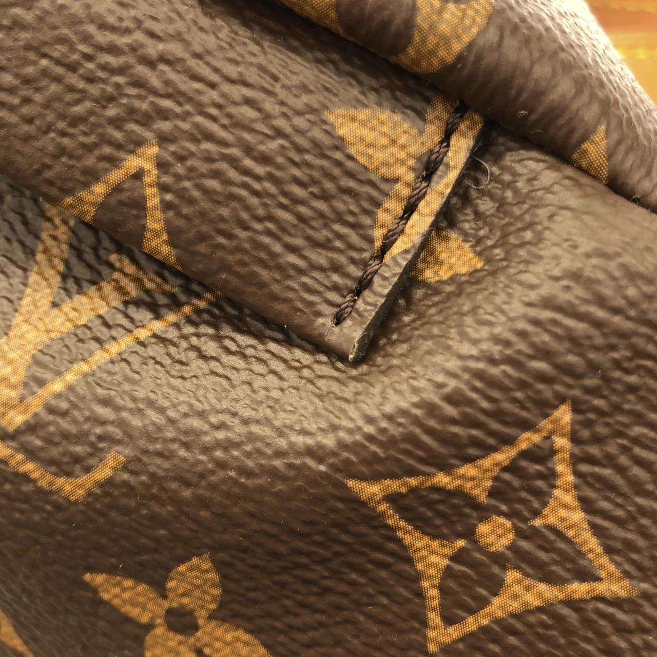 ルイヴィトン モノグラム バムバッグ M43644 ショルダーバッグ