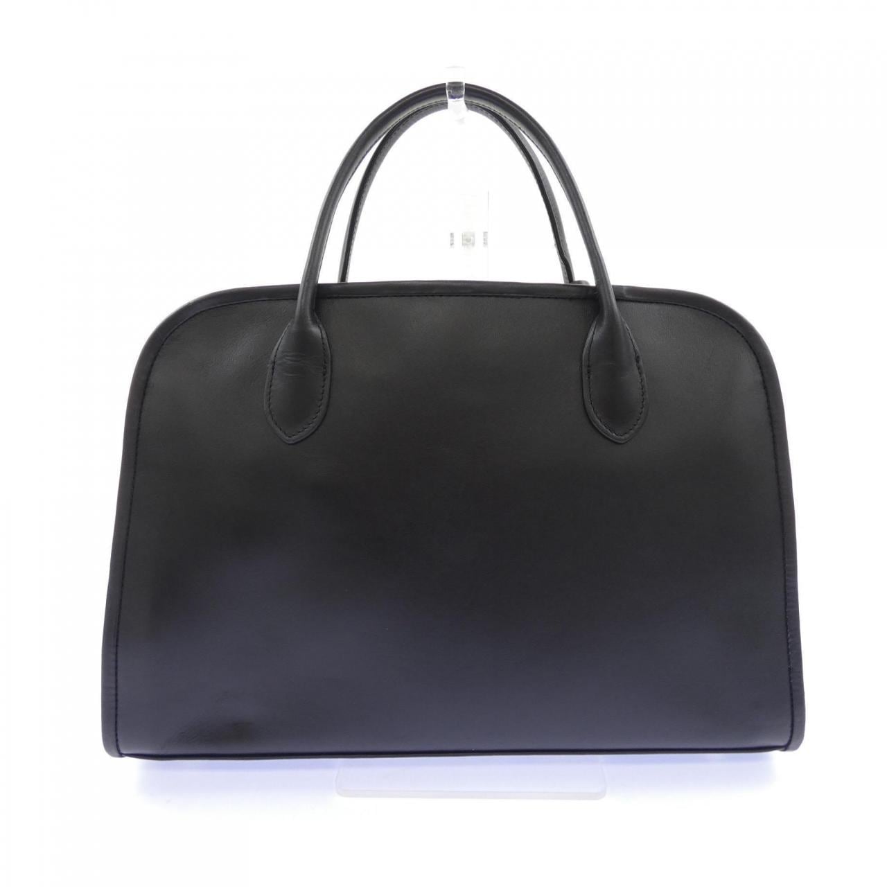 Hoaw. BAG