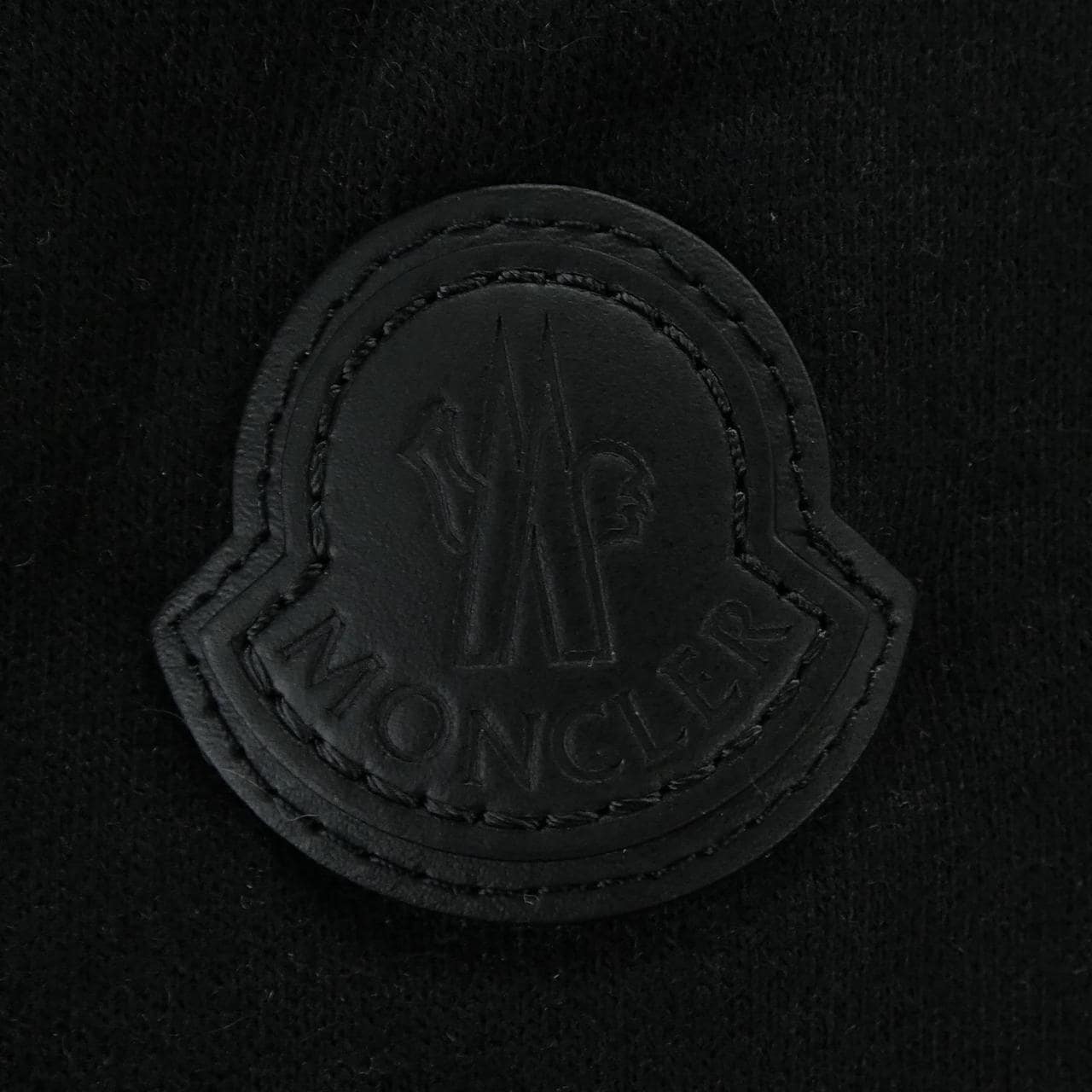 モンクレール MONCLER 20918G00023 ダウンジャケット