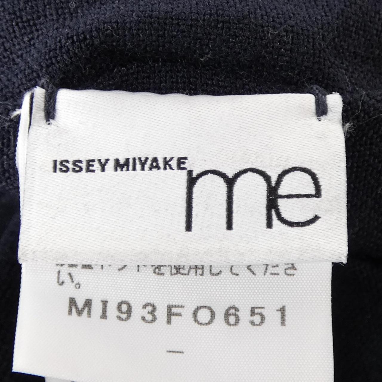 ミーイッセイミヤケ me ISSEY MIYAKE MI93FO651 シャツ