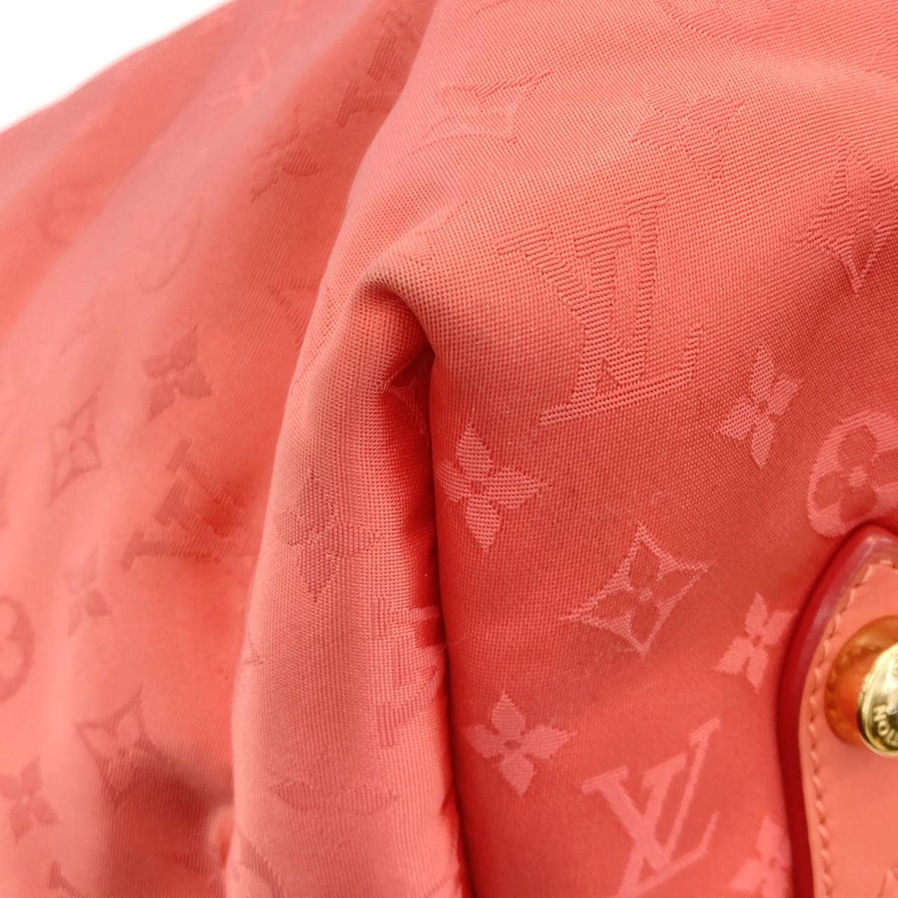 ルイヴィトン カバ ヌーベルヴァーグ M94090 バッグ