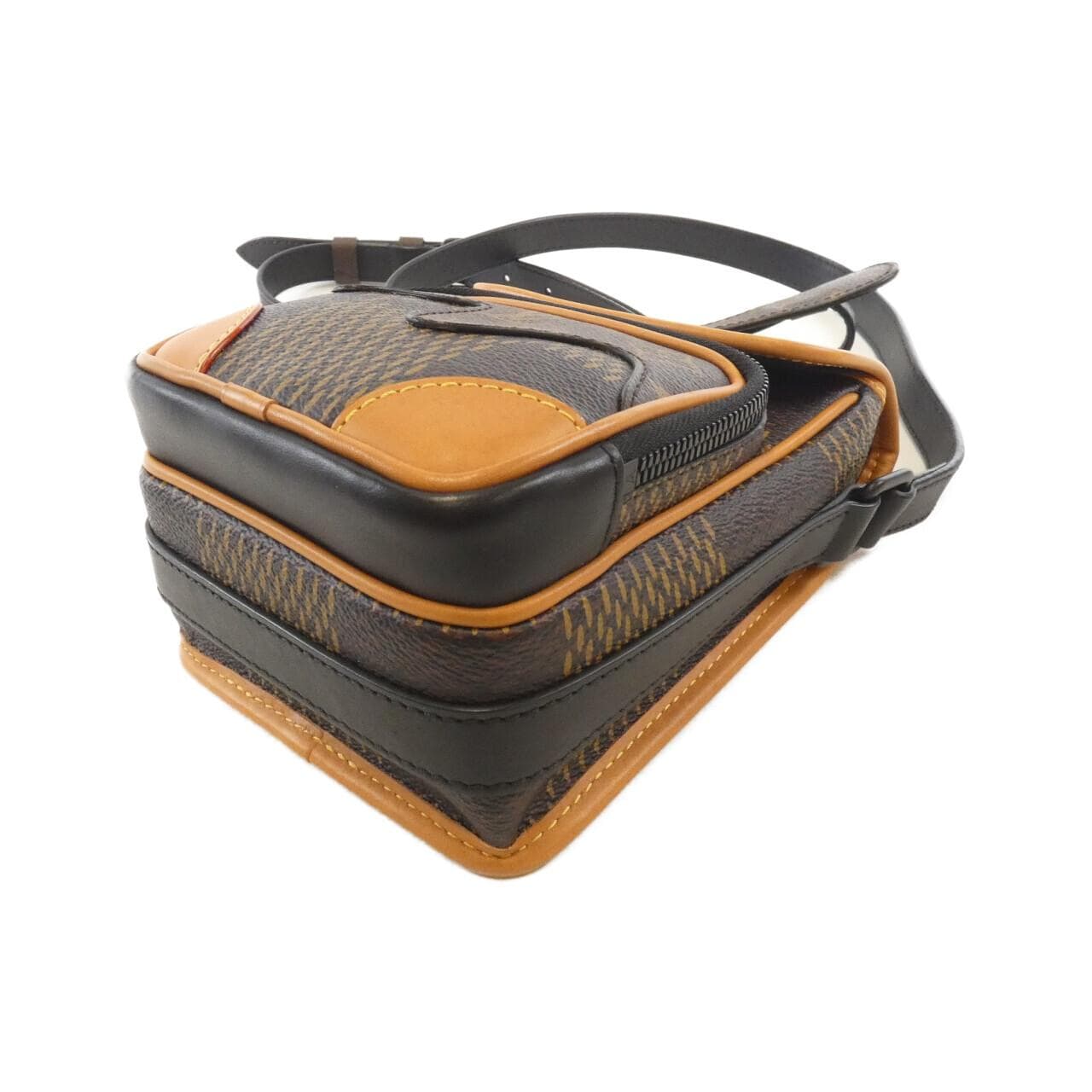 ルイヴィトン ダミエ ジャイアント(LVスクエアード) アマゾン メッセンジャー N40357 ショルダーバッグ