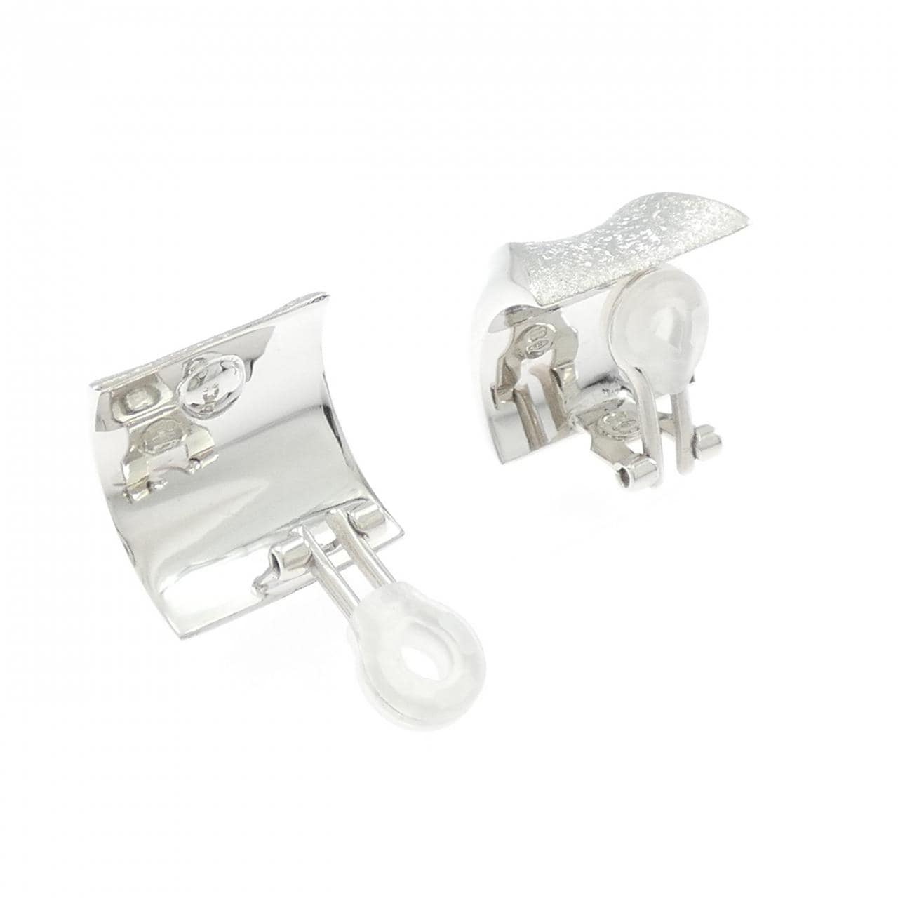 ウノアエレ 750WG イヤリング