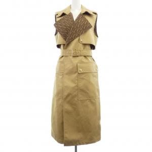 バーバリー BURBERRY 8025891 ロングベスト