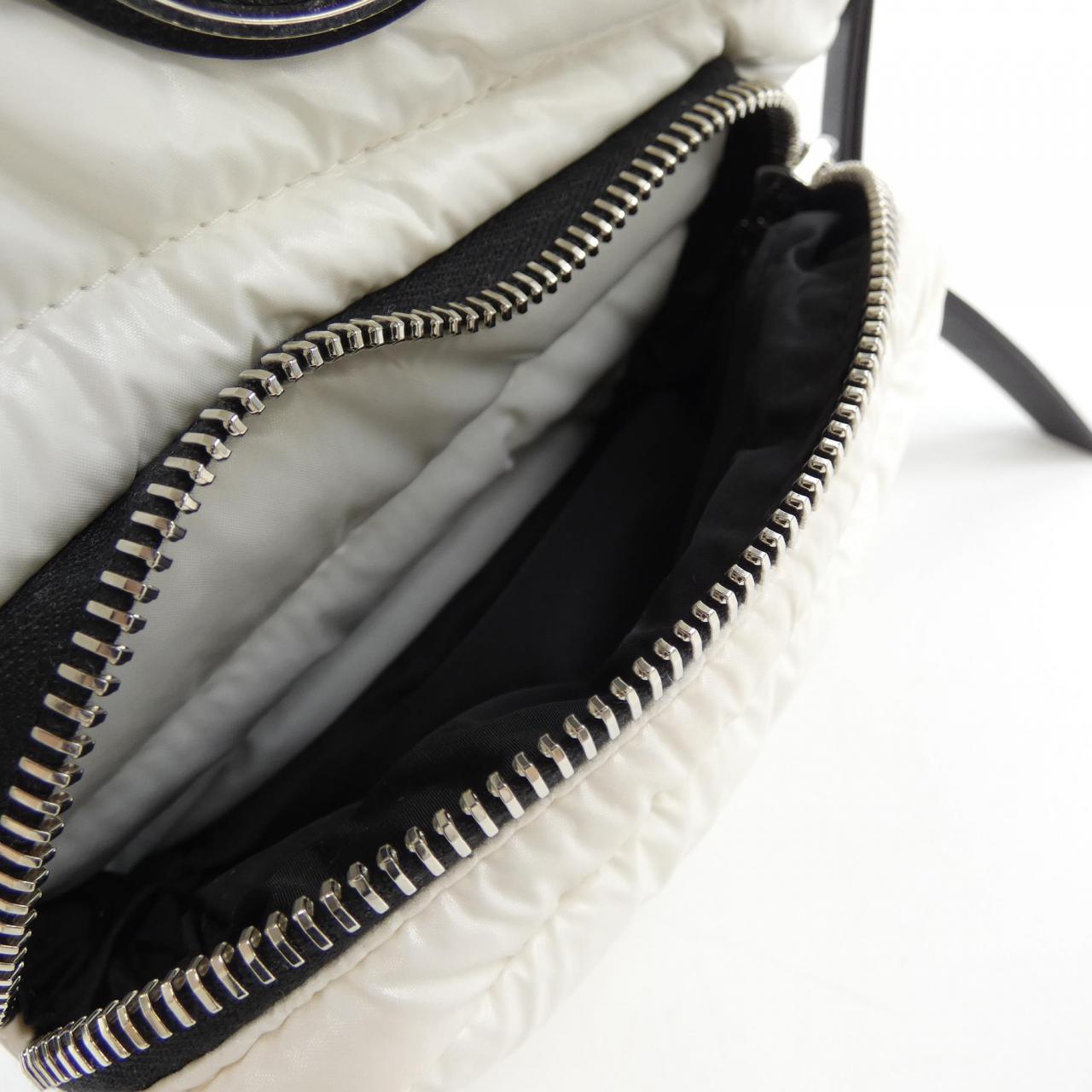 モンクレール MONCLER J1095B5L0024 M2176 BAG